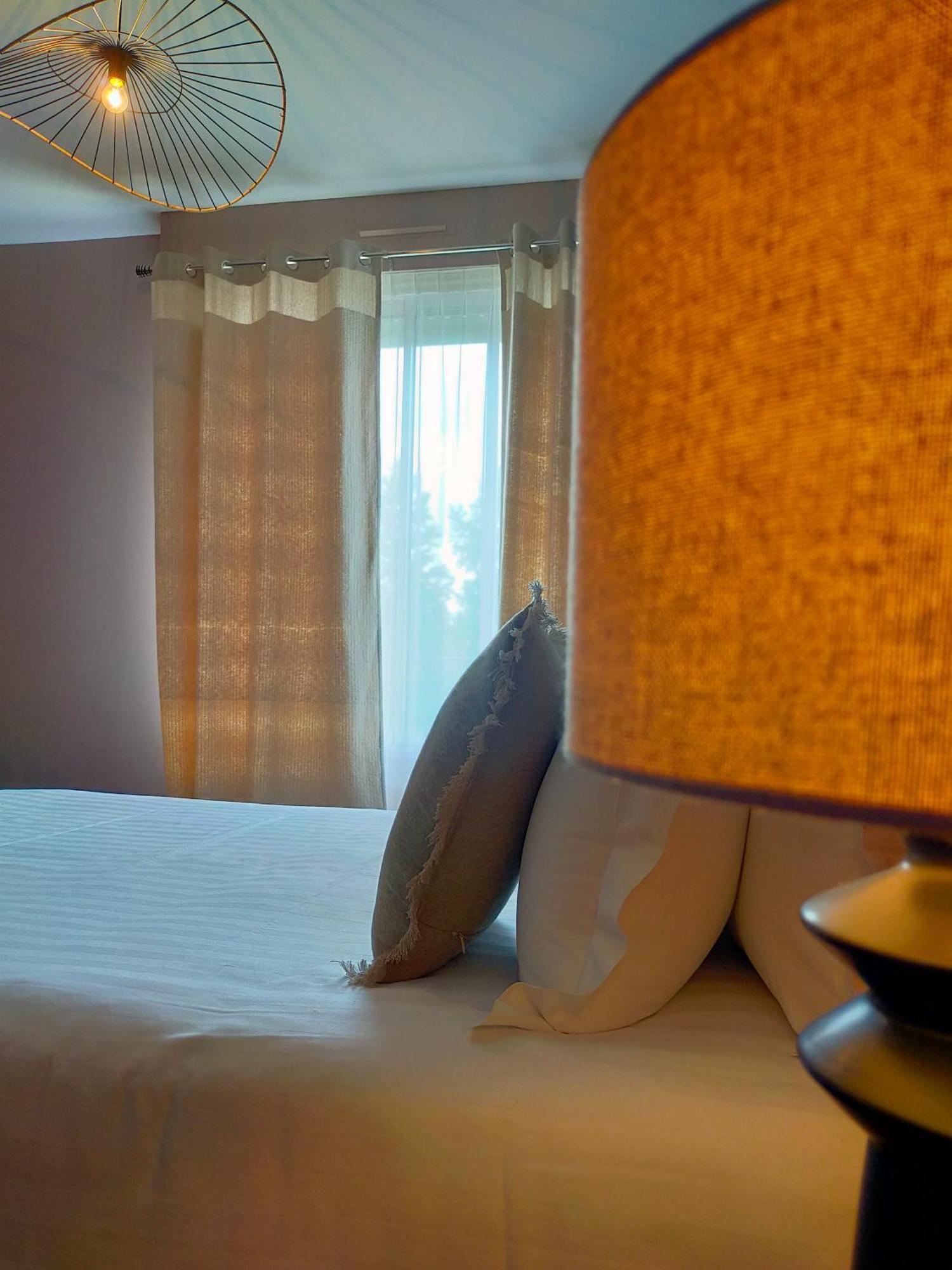 Hotel De La Marine サン・テルブラン エクステリア 写真